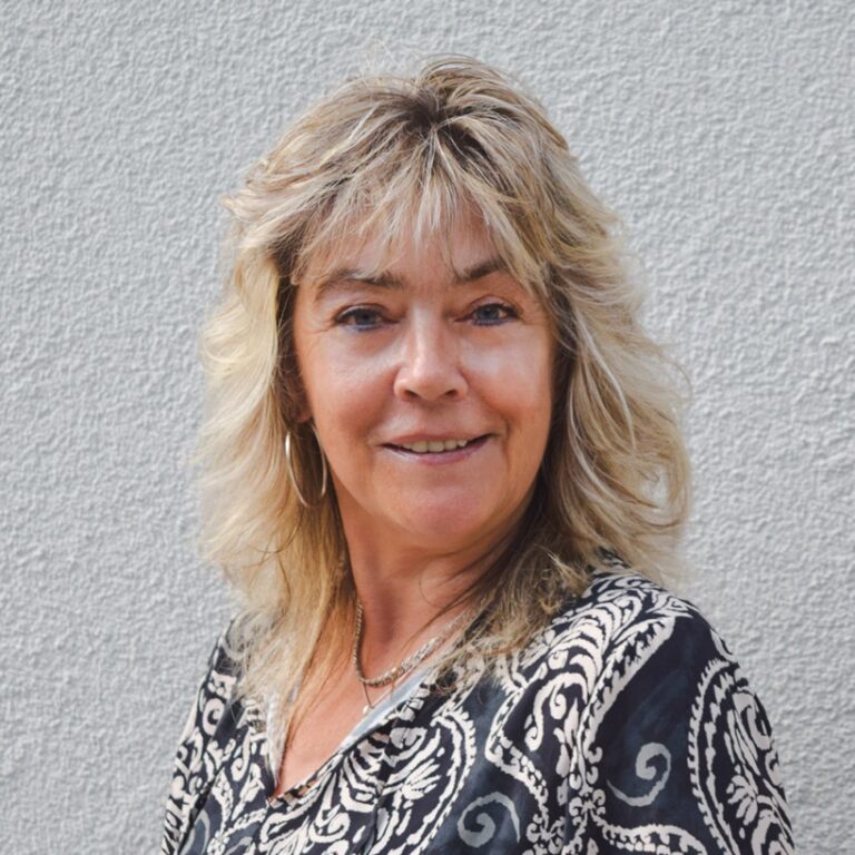 Frau Wolff ist zuständig für die Terminkoordination der Optikertage bei MG Optik.